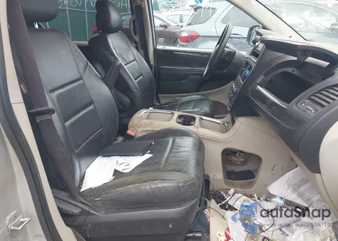 2012 Dodge Grand Caravan Sxt z USA, uszkodzony, nr VIN 2C4RDGCG4CR111576